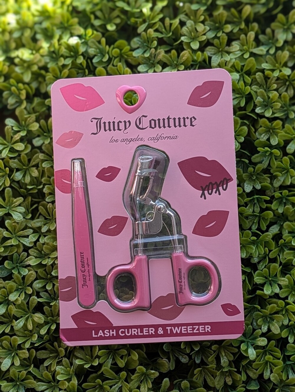 Juicy Couture Pink Beauty Tool Set Lash Curler And Tweezer Set